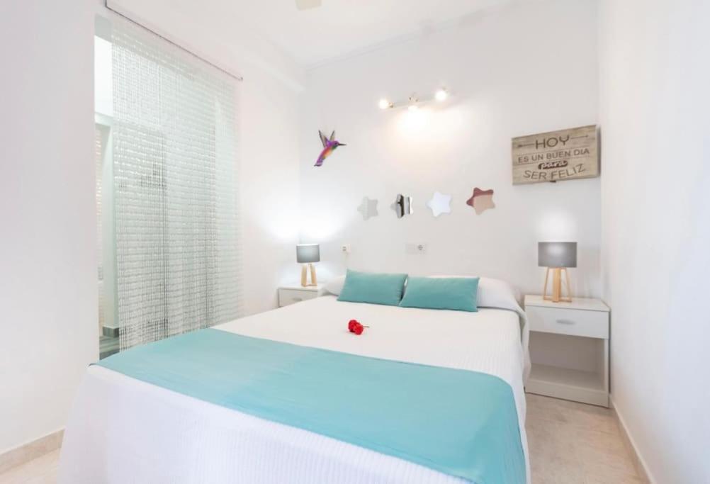 Apartamentos El Puerto, La Savina La Savina  Dış mekan fotoğraf