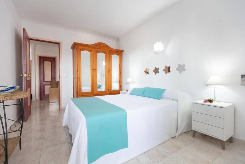 Apartamentos El Puerto, La Savina La Savina  Dış mekan fotoğraf