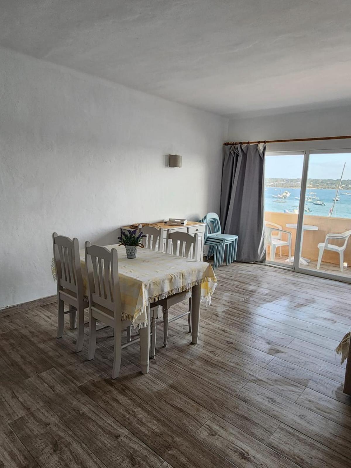 Apartamentos El Puerto, La Savina La Savina  Dış mekan fotoğraf