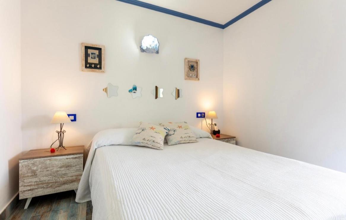 Apartamentos El Puerto, La Savina La Savina  Dış mekan fotoğraf