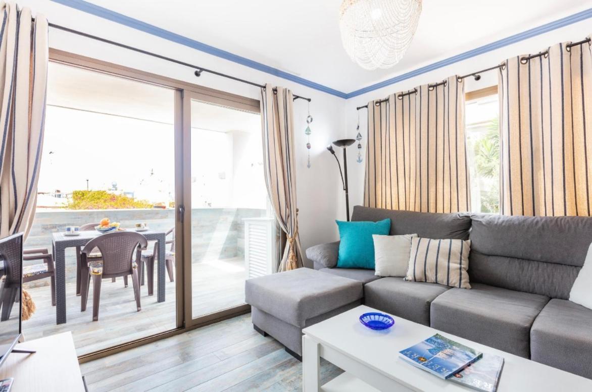 Apartamentos El Puerto, La Savina La Savina  Dış mekan fotoğraf