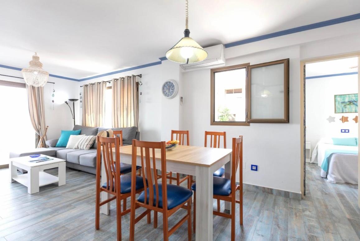 Apartamentos El Puerto, La Savina La Savina  Dış mekan fotoğraf