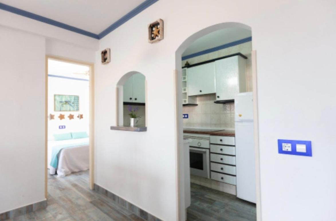 Apartamentos El Puerto, La Savina La Savina  Dış mekan fotoğraf