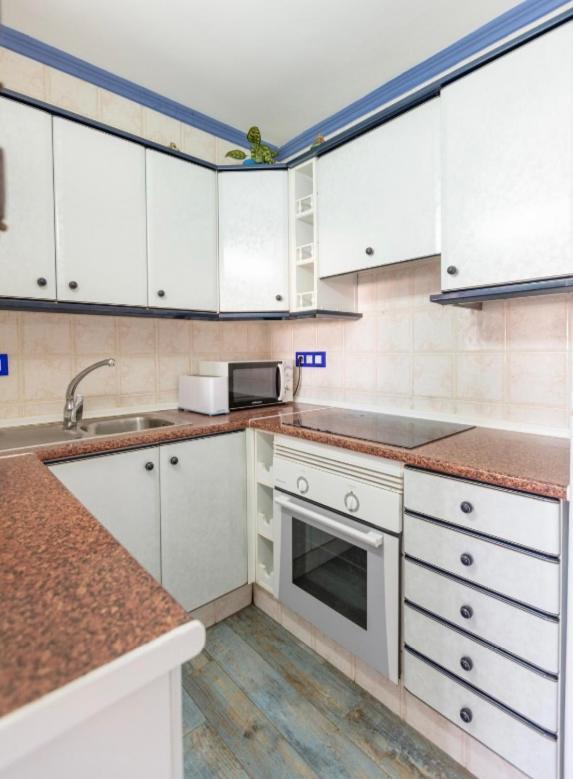 Apartamentos El Puerto, La Savina La Savina  Dış mekan fotoğraf